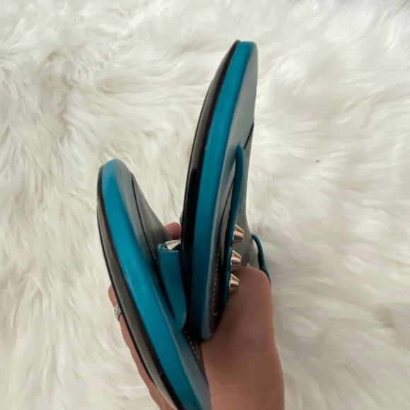 Balenciaga Caraibe Thong Studded Sandal. Pacifique. EU 39.5 - Picture 7 of 11